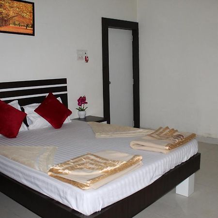 Hotel Ambhai Farmhouse Wada Exterior foto